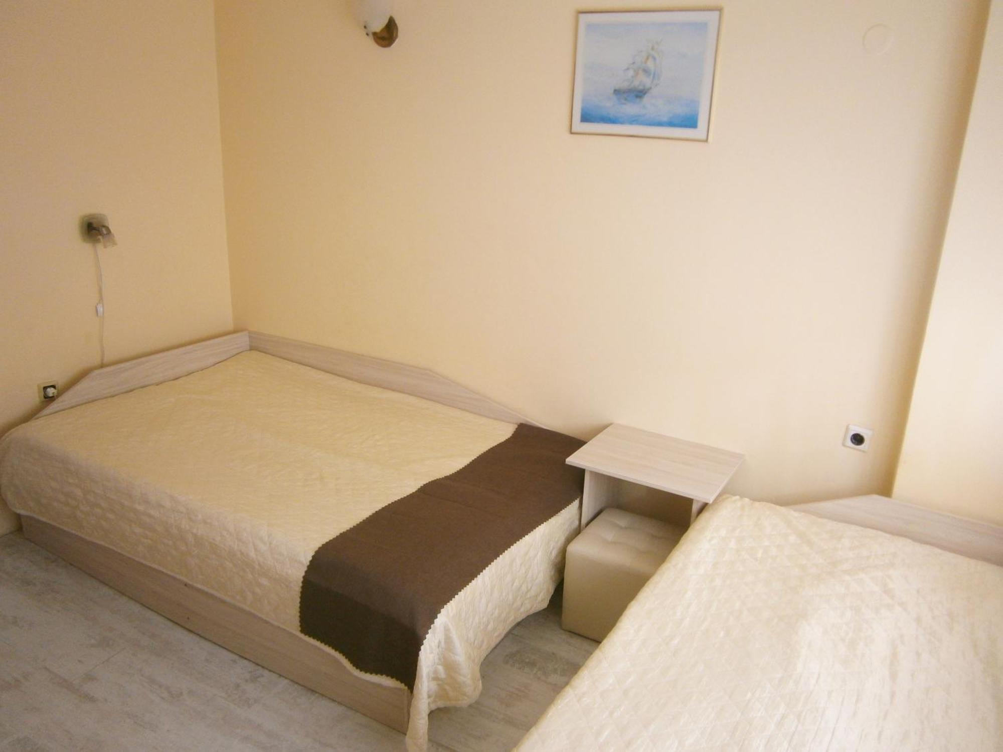 פומורי Family Hotel White House מראה חיצוני תמונה