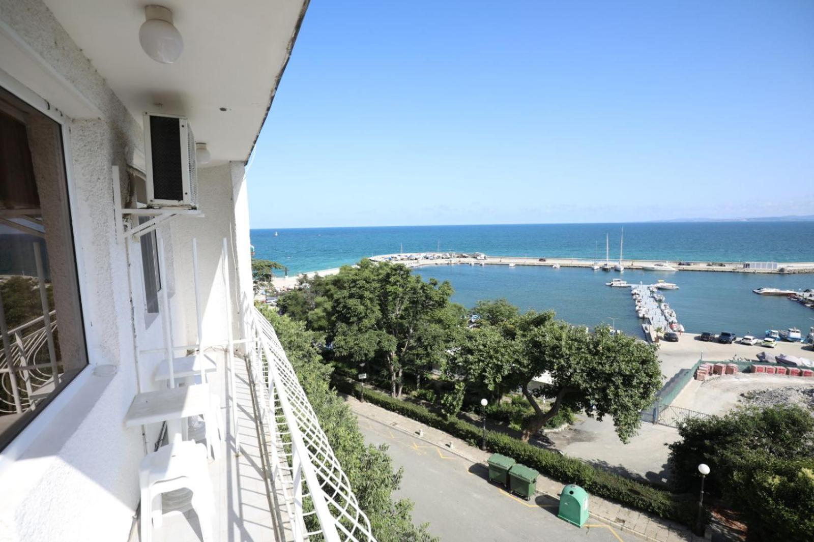 פומורי Family Hotel White House מראה חיצוני תמונה